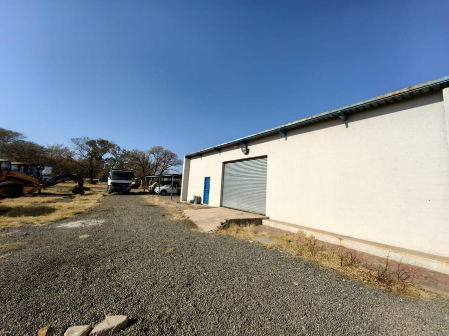 Commercial Property for Sale in Mooinooi North West